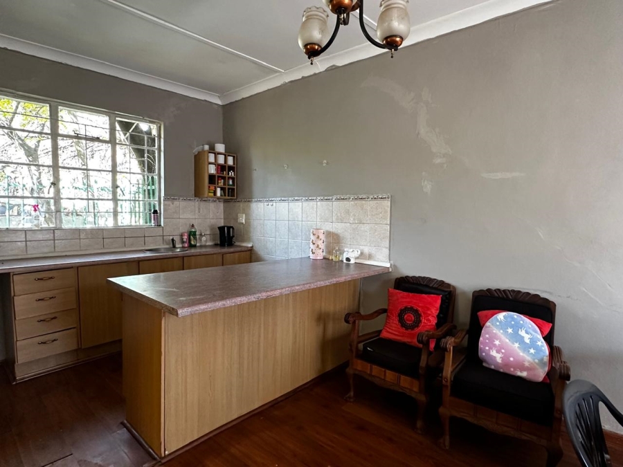 5 Bedroom Property for Sale in Park West Free State